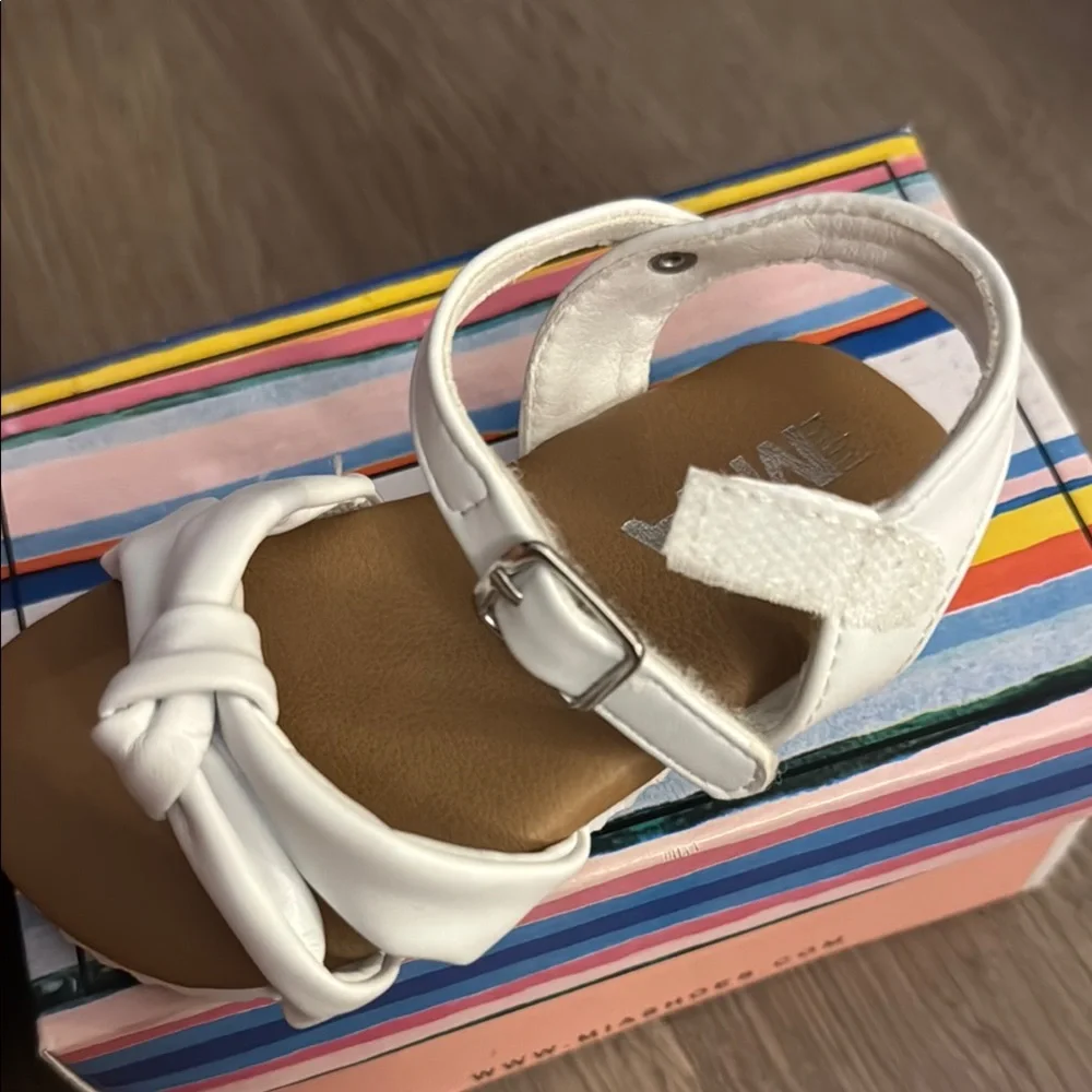 Mini Mia White Sandals Baby Size 4M